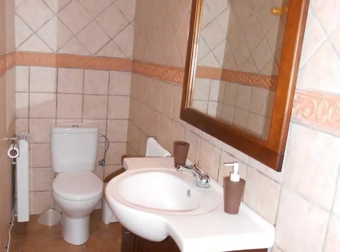 El Portal Viejo Cabezuela Del Valle