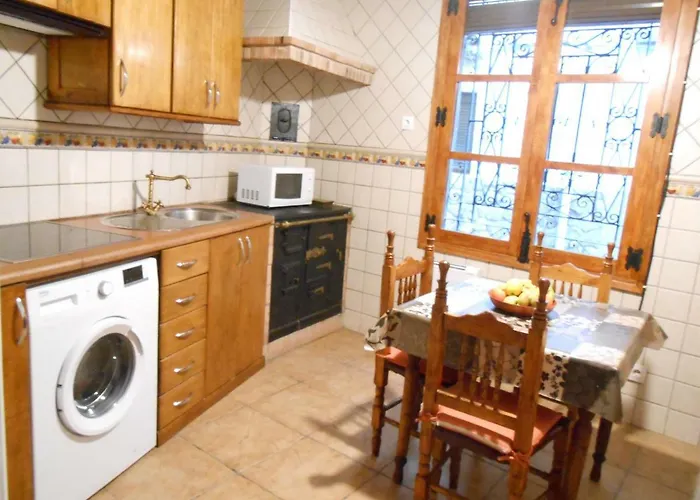 El Portal Viejo Cabezuela Del Valle